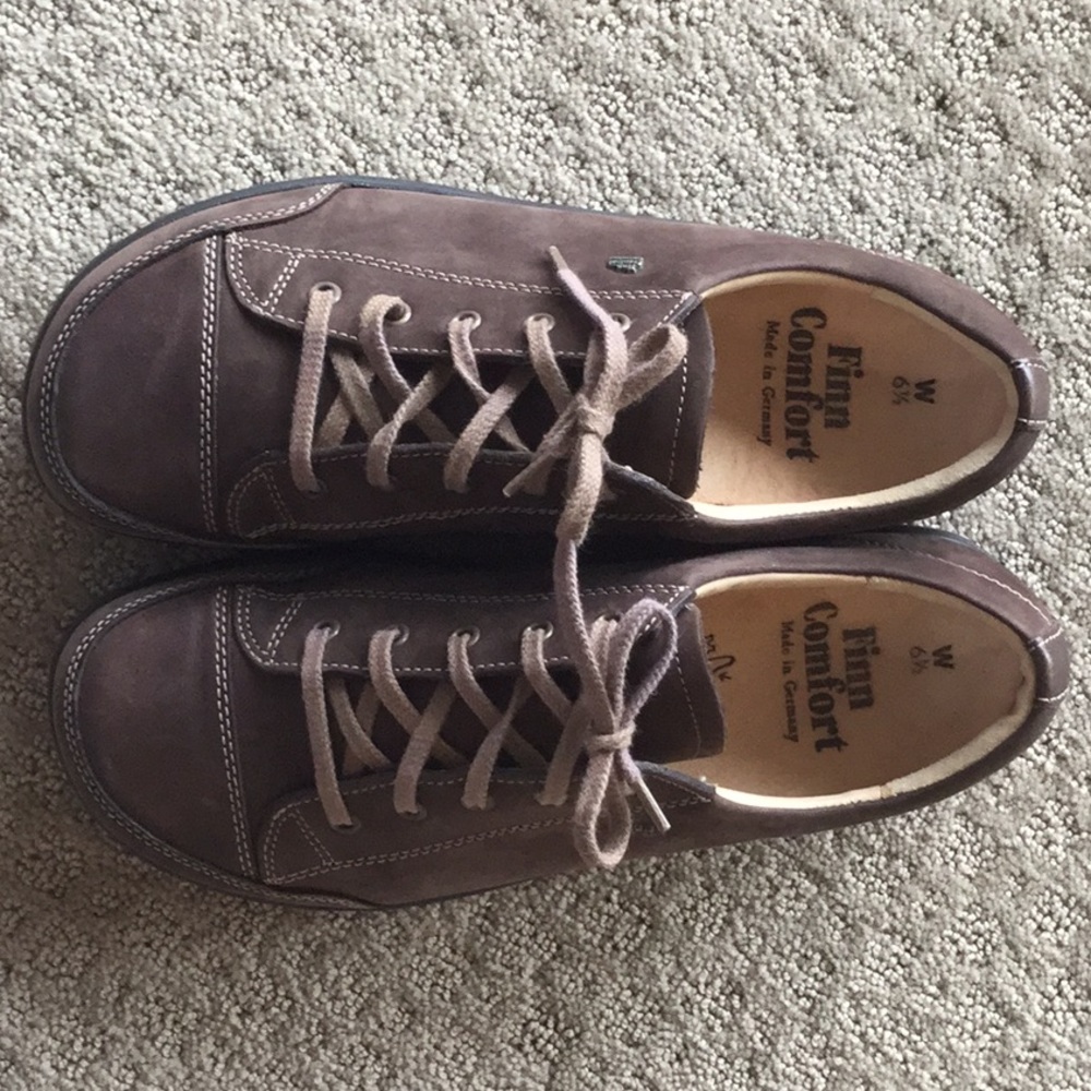 FINN COMFORT shoes US Wmns Sz 9. New - worn once!